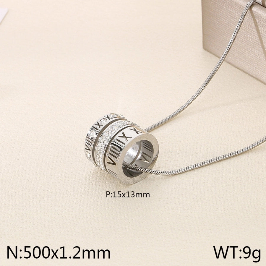 Collier vintage en acier inoxydable plaqué or 18 carats avec chiffres romains