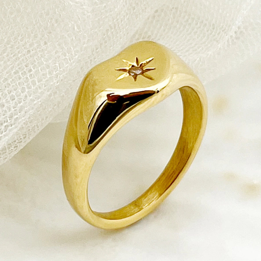 خاتم Shining Star من الفولاذ المقاوم للصدأ مطلي بالذهب عيار 14 قيراطًا مرصع بالزركون