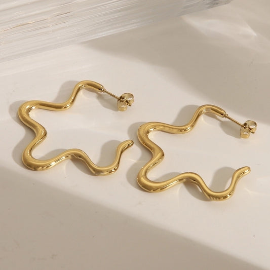 1 Pair Wavy Girl Style Solid Color 304 Stainless Steel 18K Gold Plated Ear Studs